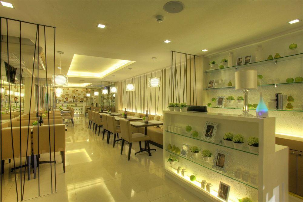 Astoria Greenbelt Makati City Exterior photo
